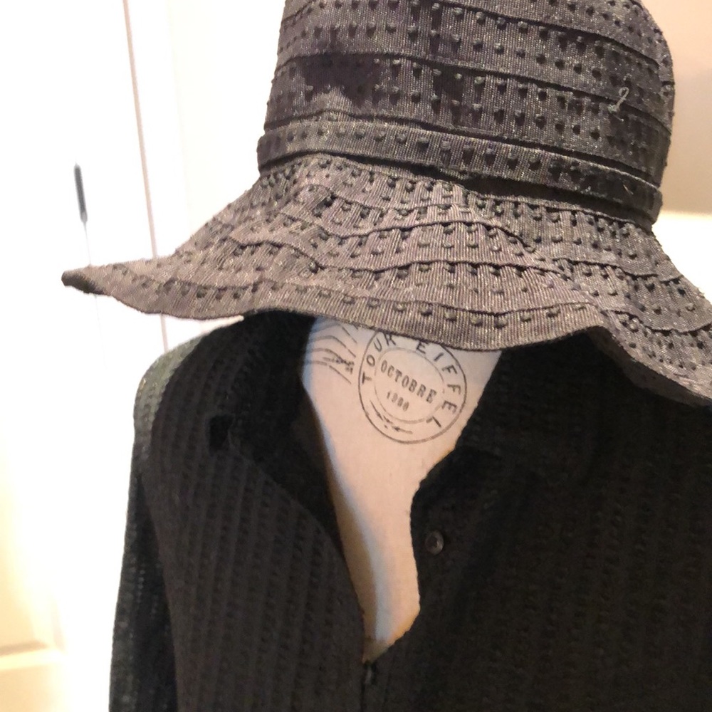 Summer hat - Picture 2 of 3